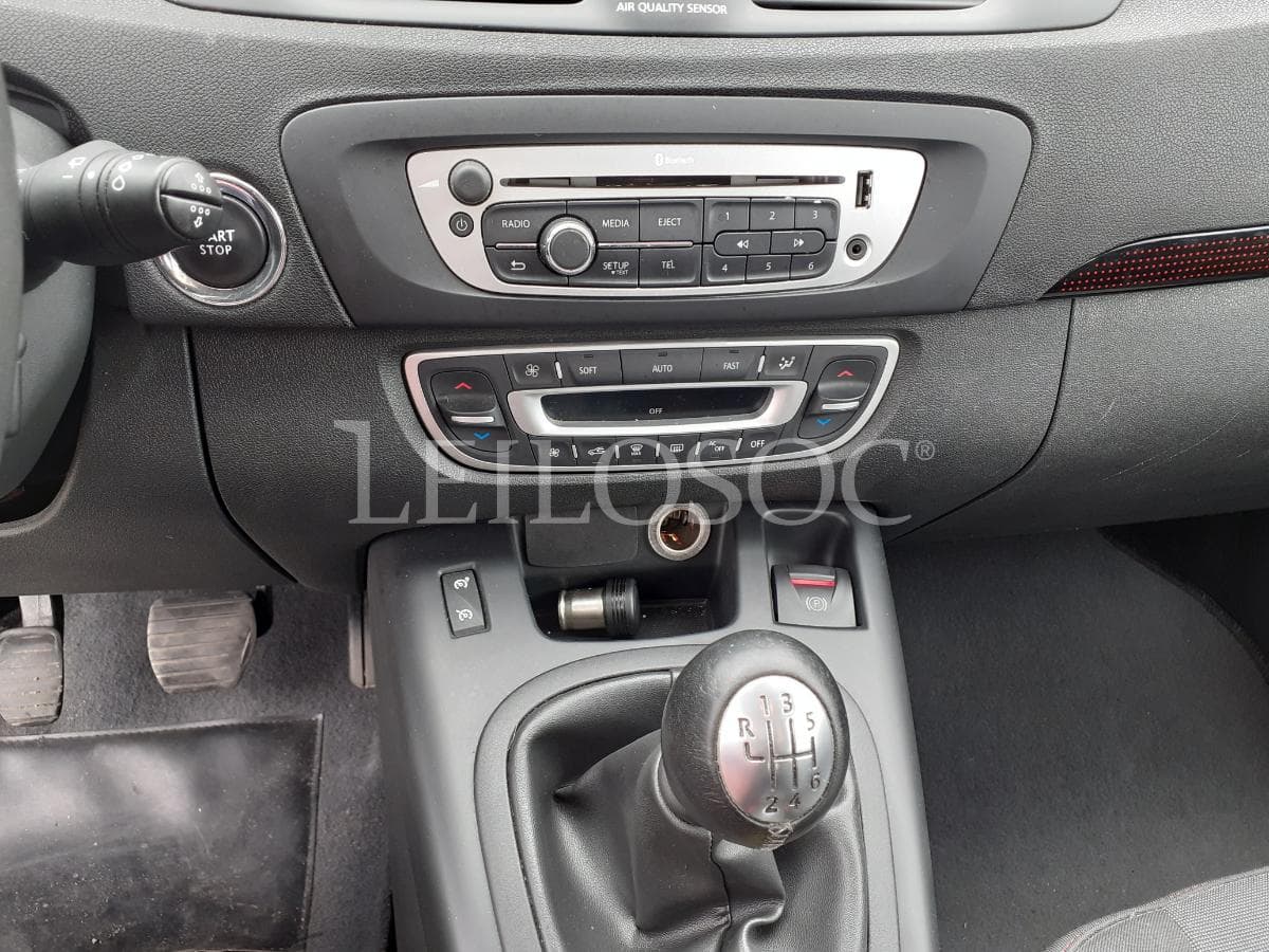 Renault Scénic 1.5 DCI · Ano 2012 — imagem 13