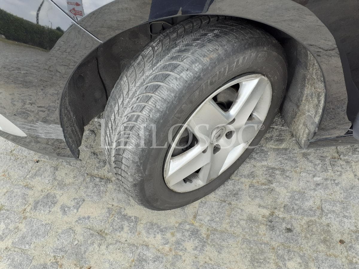 Renault Scénic 1.5 DCI · Ano 2012 — imagem 26