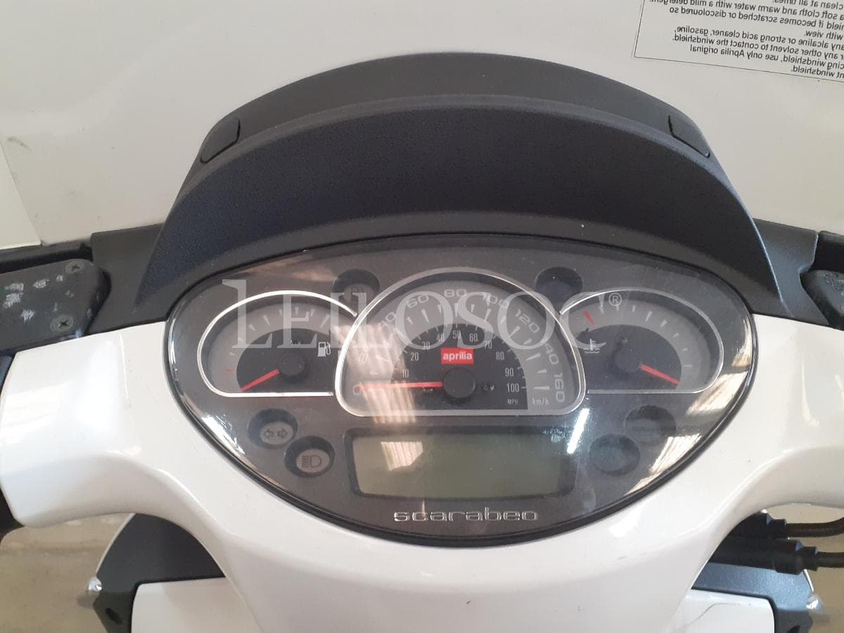 Motociclo Aprillia Scarabeo — imagem 5
