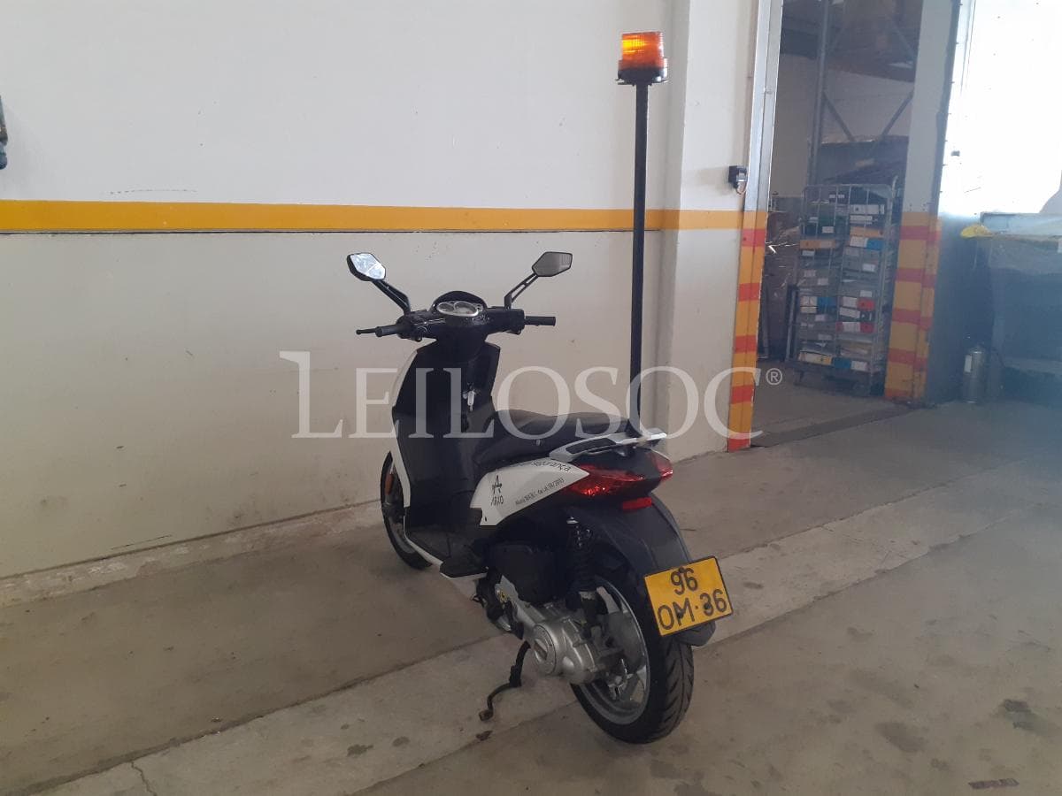 Ciclomotor Aprilia — imagem 5