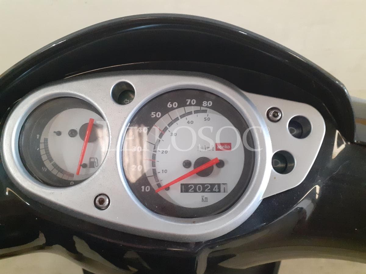 Ciclomotor Aprilia — imagem 11