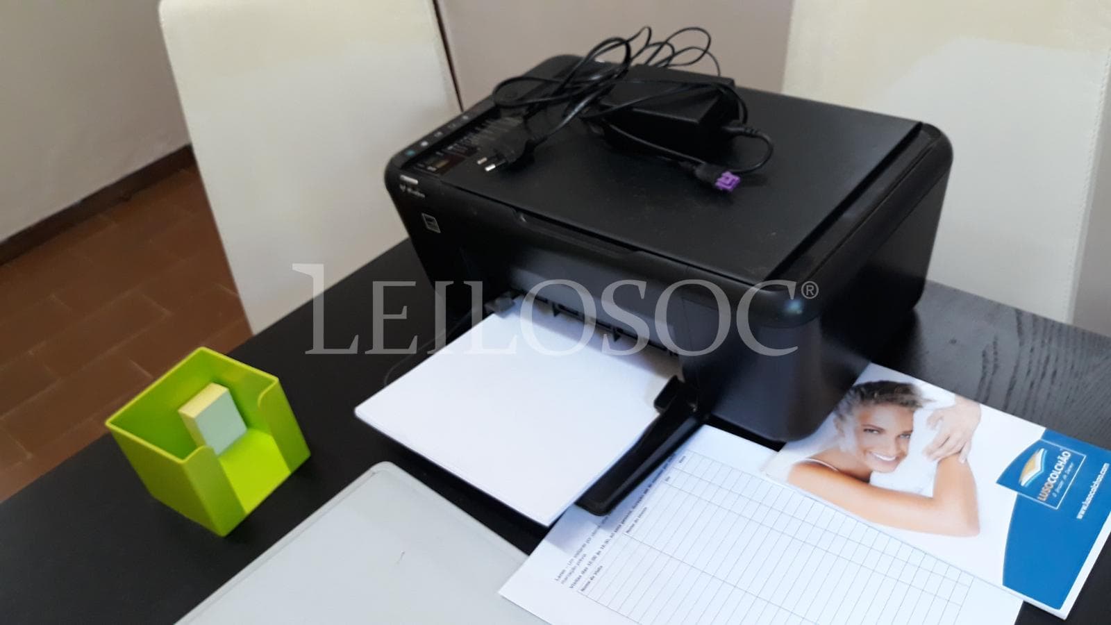 Equipamento de Escritório · Eletrodomésticos · Mobiliário — imagem 11