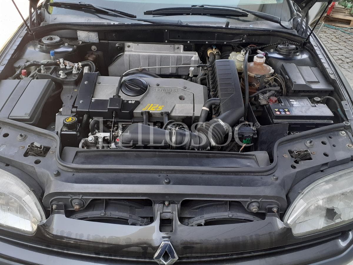 Renault Safrane · Ano 1993 — image 21