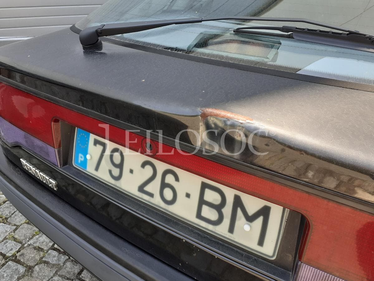Renault Safrane · Ano 1993 — image 20