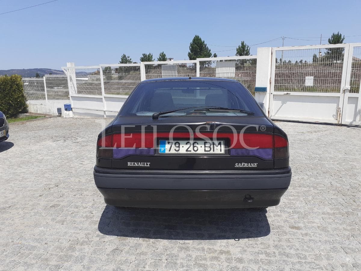 Renault Safrane · Ano 1993 — image 5