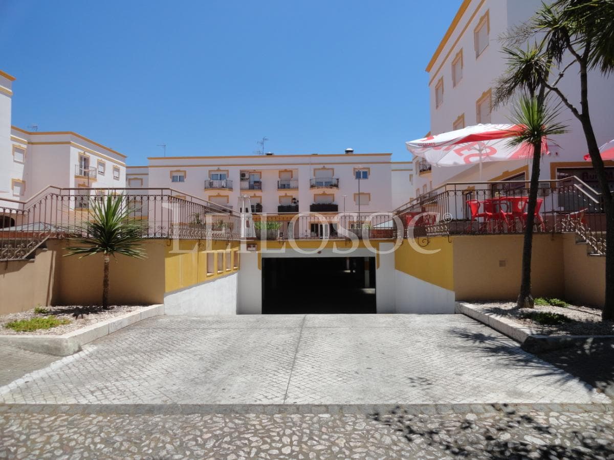 Apartamento T2 + Lugar de Garagem + Arrecadação + Mobiliário · Vila Viçosa — image 18