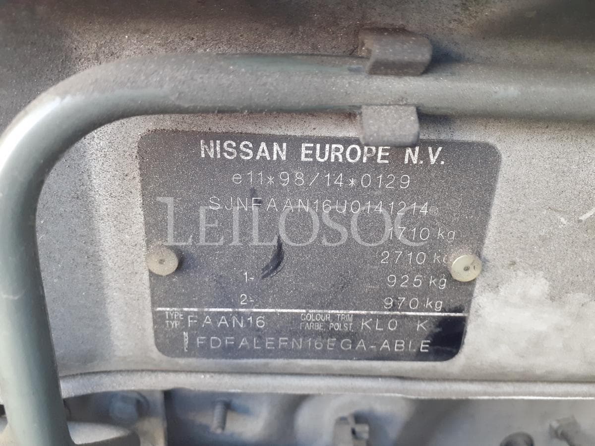 Nissan Almera · Ano 2001 — image 21