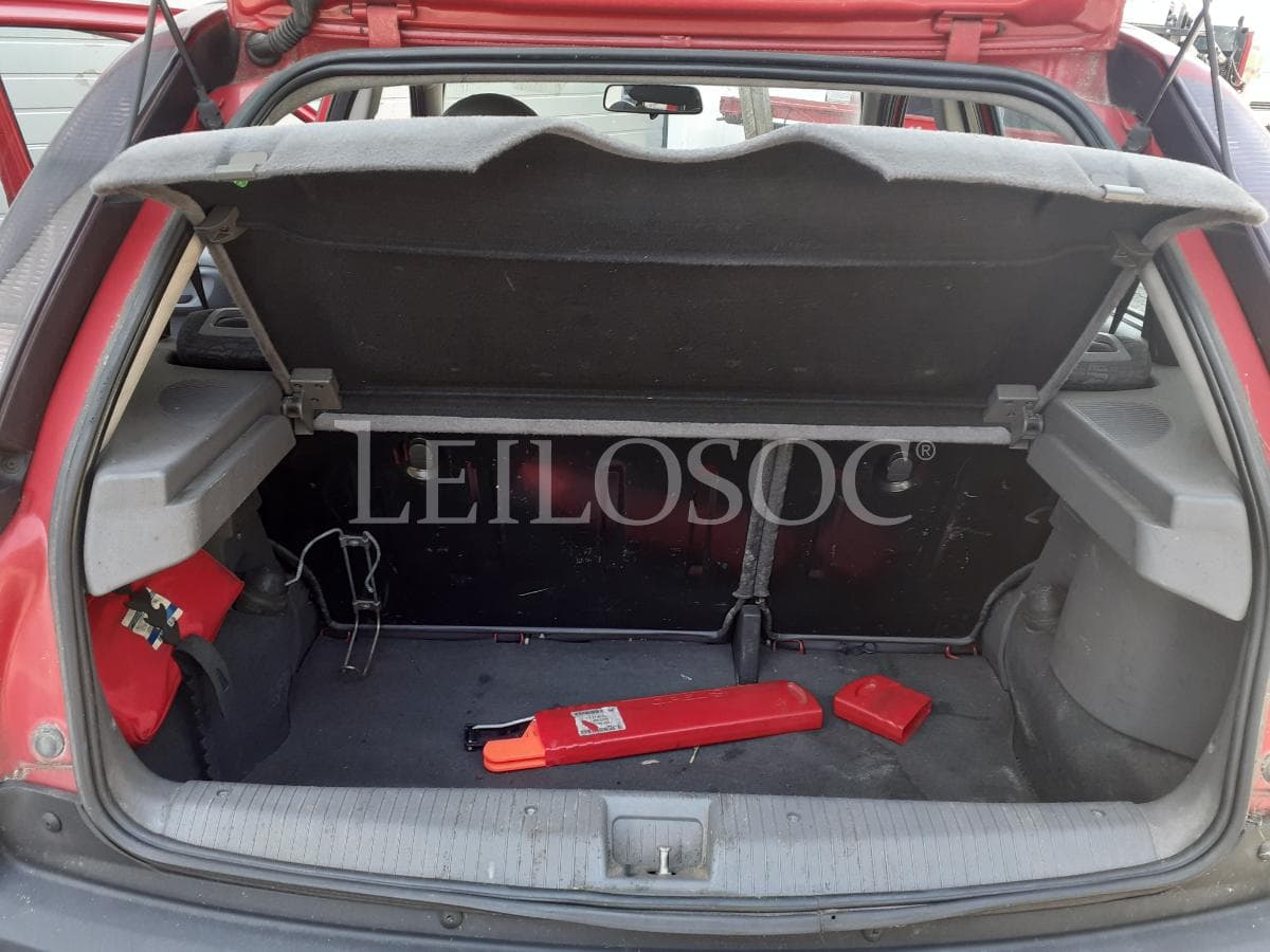 Opel Corsa 1.7 CDTI · Ano 2001 — imagem 16