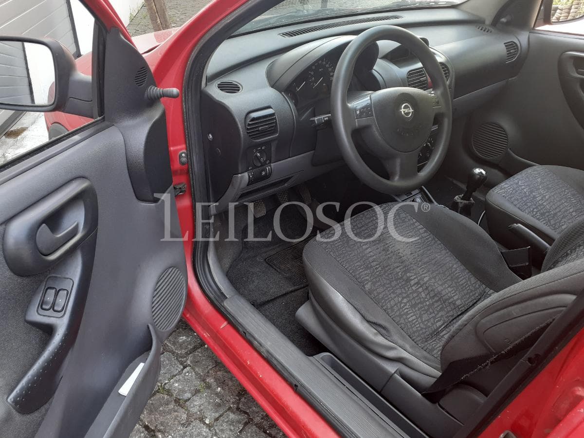 Opel Corsa 1.7 CDTI · Ano 2001 — imagem 7