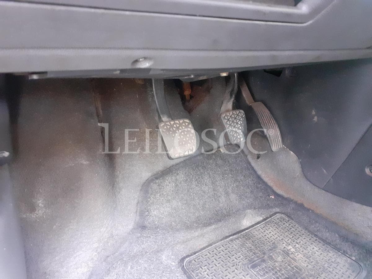 Opel Corsa 1.7 CDTI · Ano 2001 — imagem 8