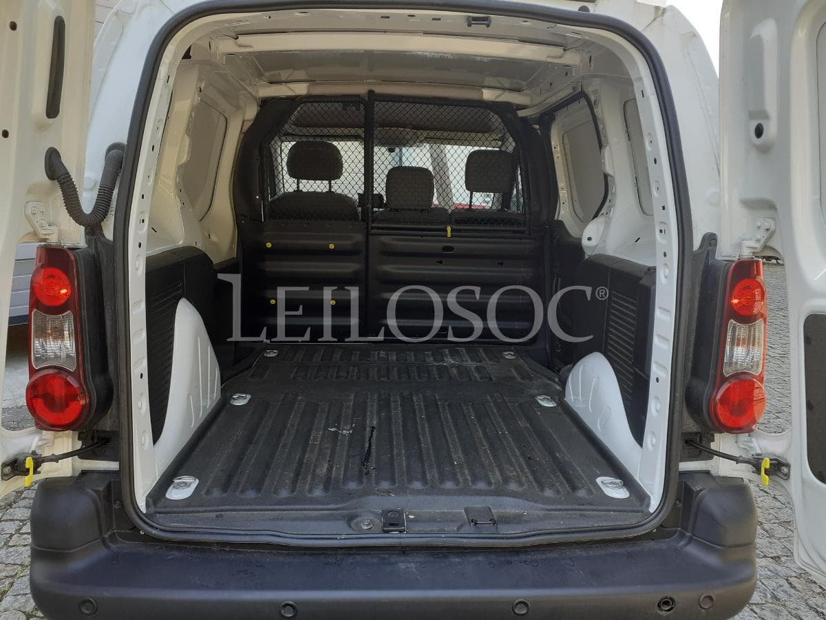 Citroën Berlingo 1.6 HDI · Ano 2016 — imagen 19