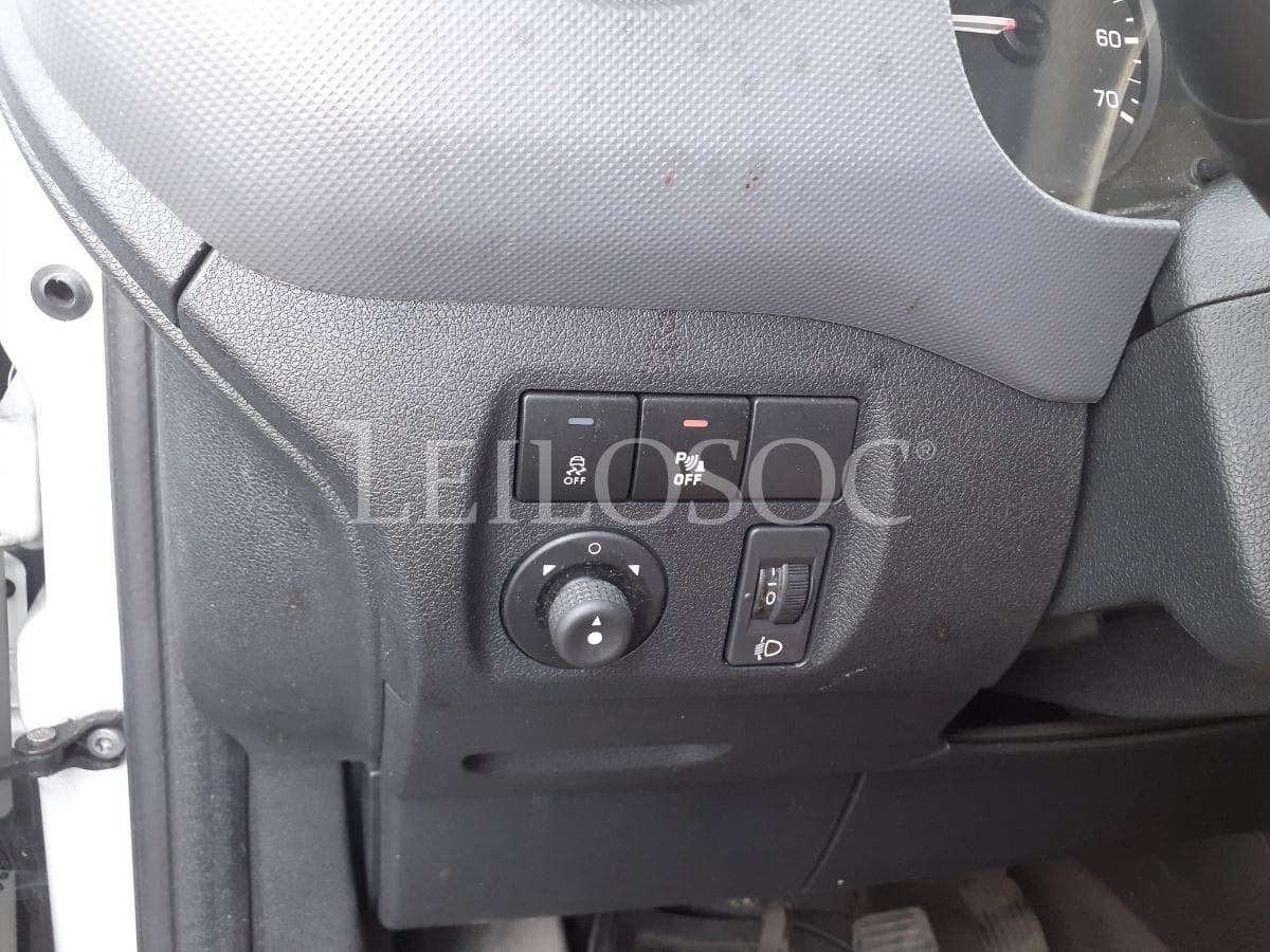 Citroën Berlingo 1.6 HDI · Ano 2016 — imagen 15