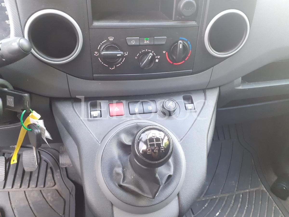 Citroën Berlingo 1.6 HDI · Ano 2016 — imagen 17
