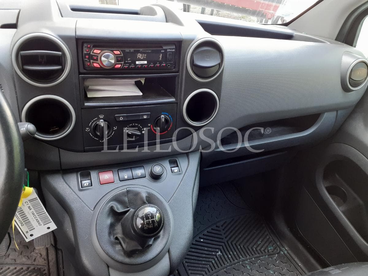 Citroën Berlingo 1.6 HDI · Ano 2011 — imagen 13