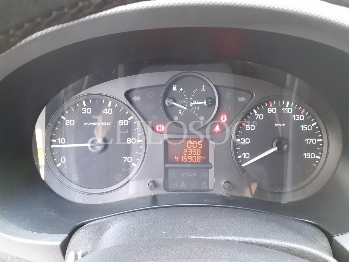 Citroën Berlingo 1.6 HDI · Ano 2011 — imagen 11