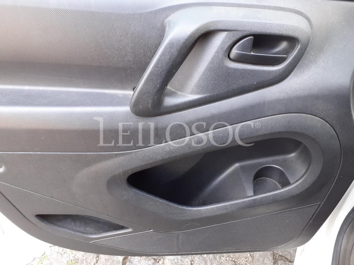 Citroën Berlingo 1.6 HDI · Ano 2011 — imagen 8