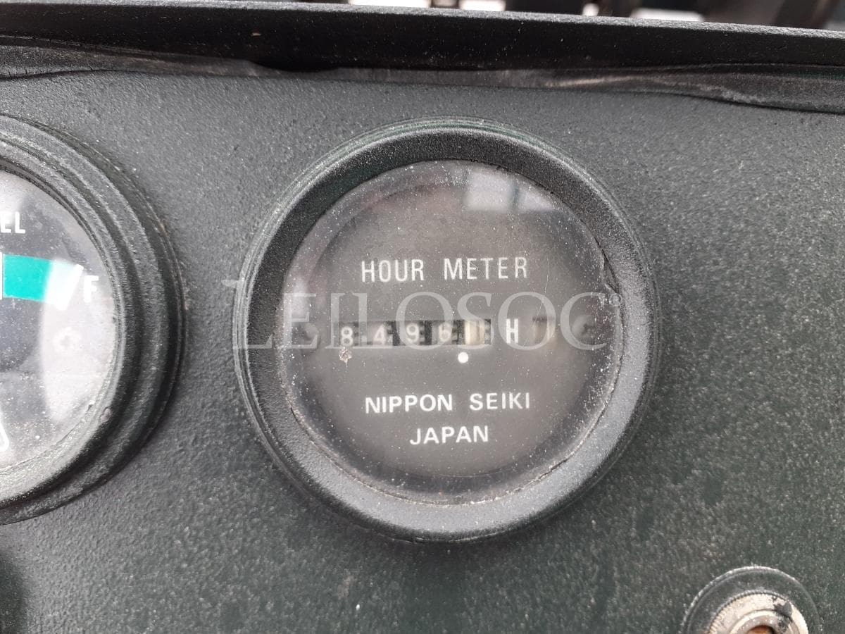 Empilhador Mitsubishi FD25 · Gás — imagem 8