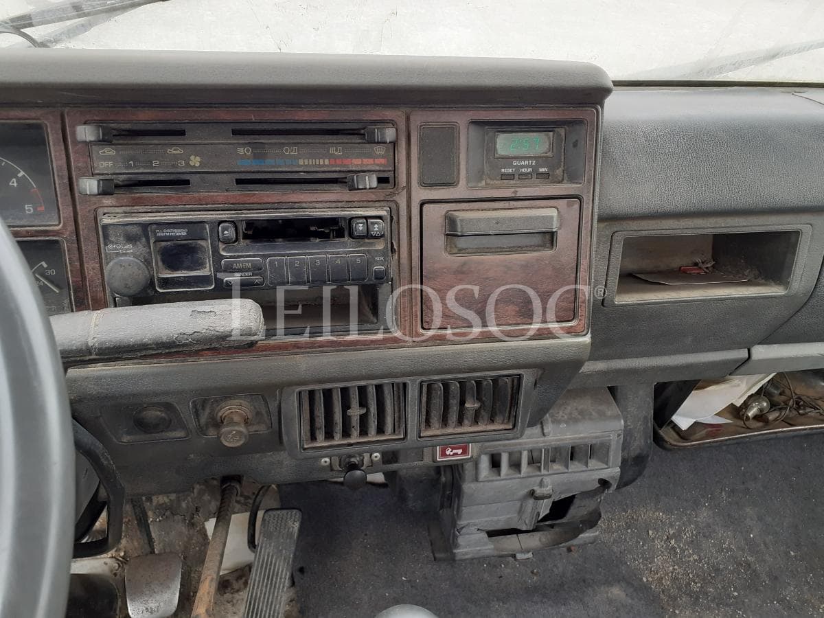 Mazda T3000 · Tribasculante — imagem 12