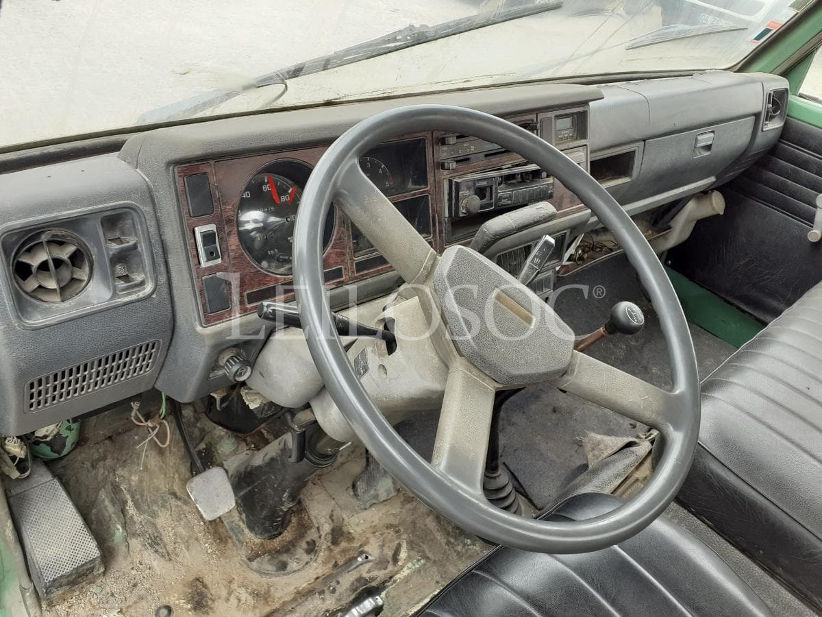 Mazda T3000 · Tribasculante — imagem 10