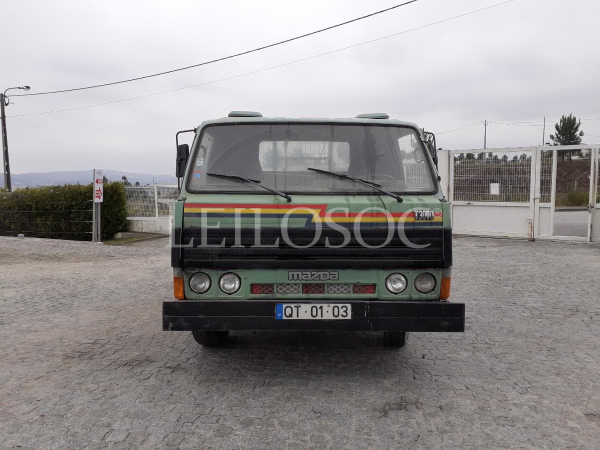 Mazda T3000 · Tribasculante — imagem 2