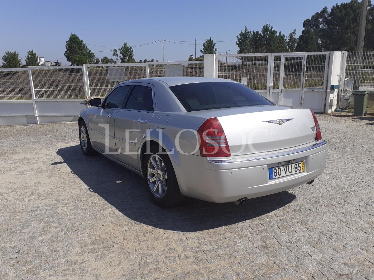 Chrysler 300C 5.7L V8 Sedan · Ano 2008 — image 4