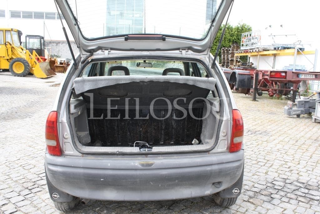 Opel Corsa B · Ano 1994 — imagen 17