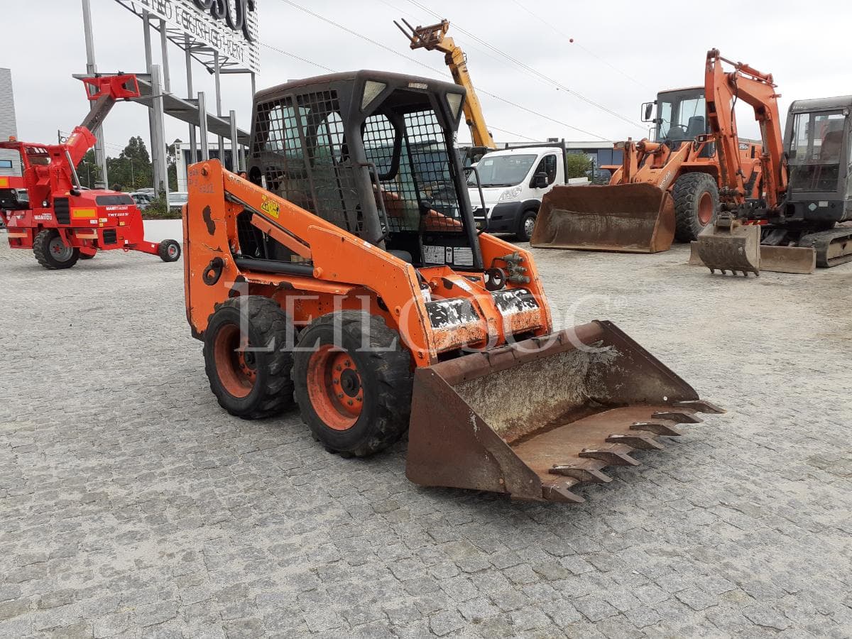 Pá carregadora Bobcat 753 · Ano 2002 — imagen 1