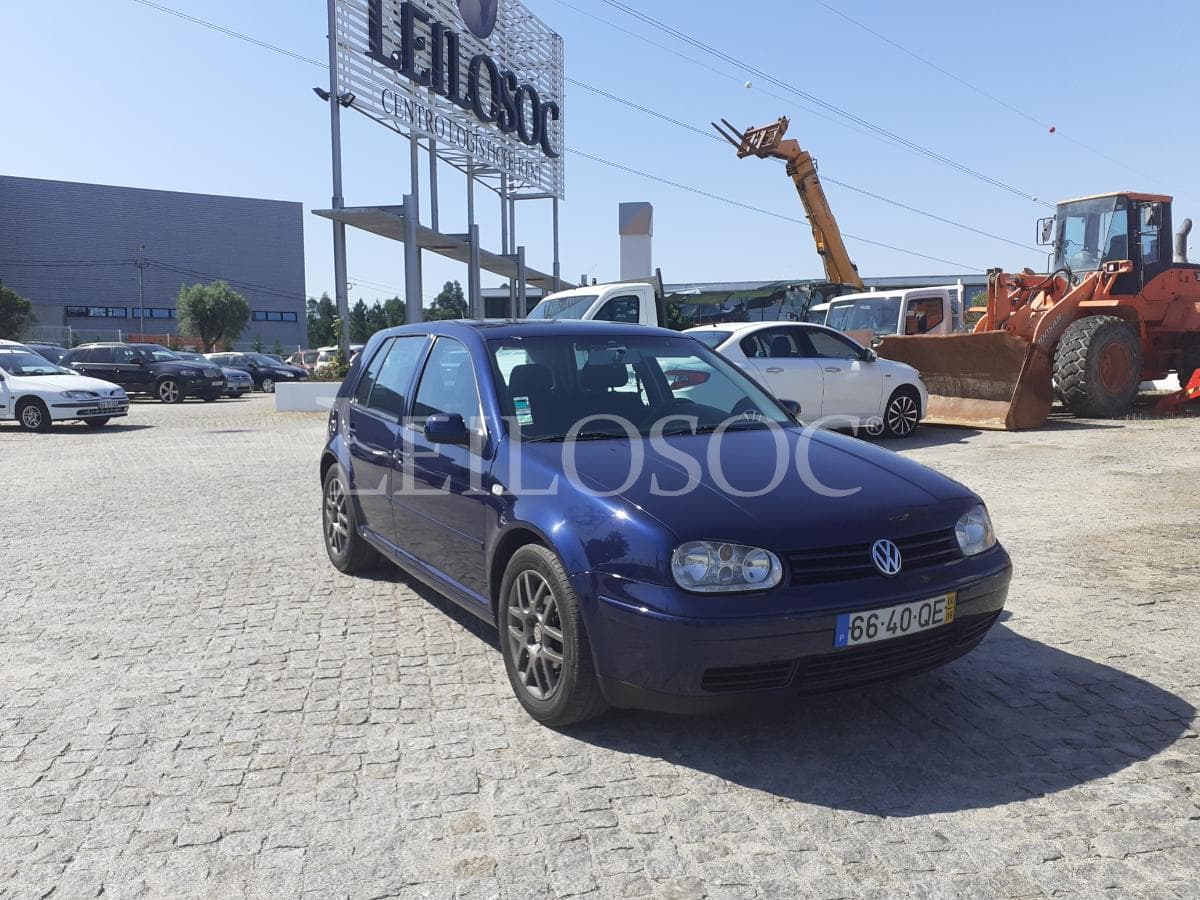 Volkswagen Golf 1.6 · Gasolina/GPL · Ano 2000 — imagen 1
