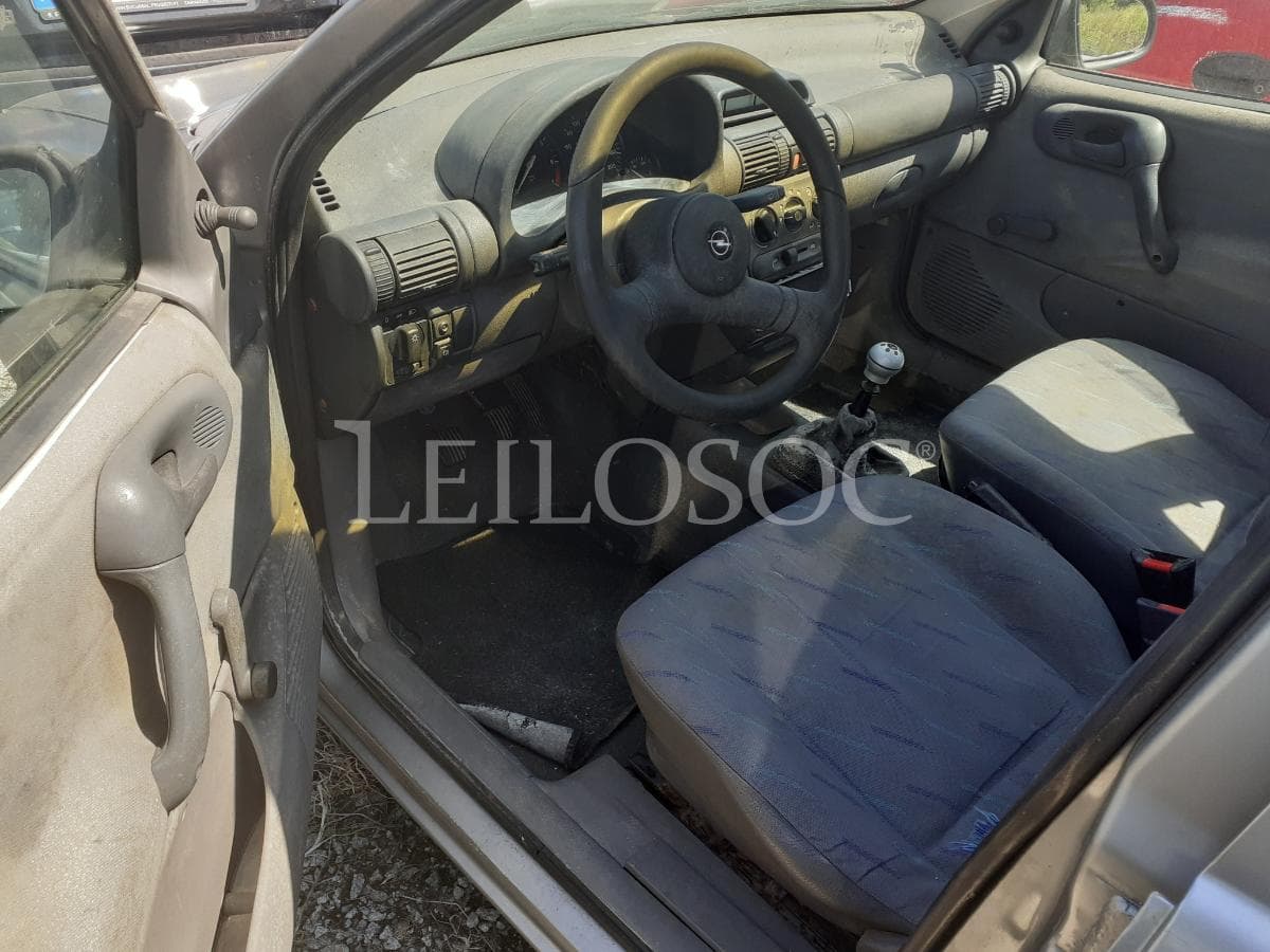 Opel Corsa B · Ano 1994 — imagen 7