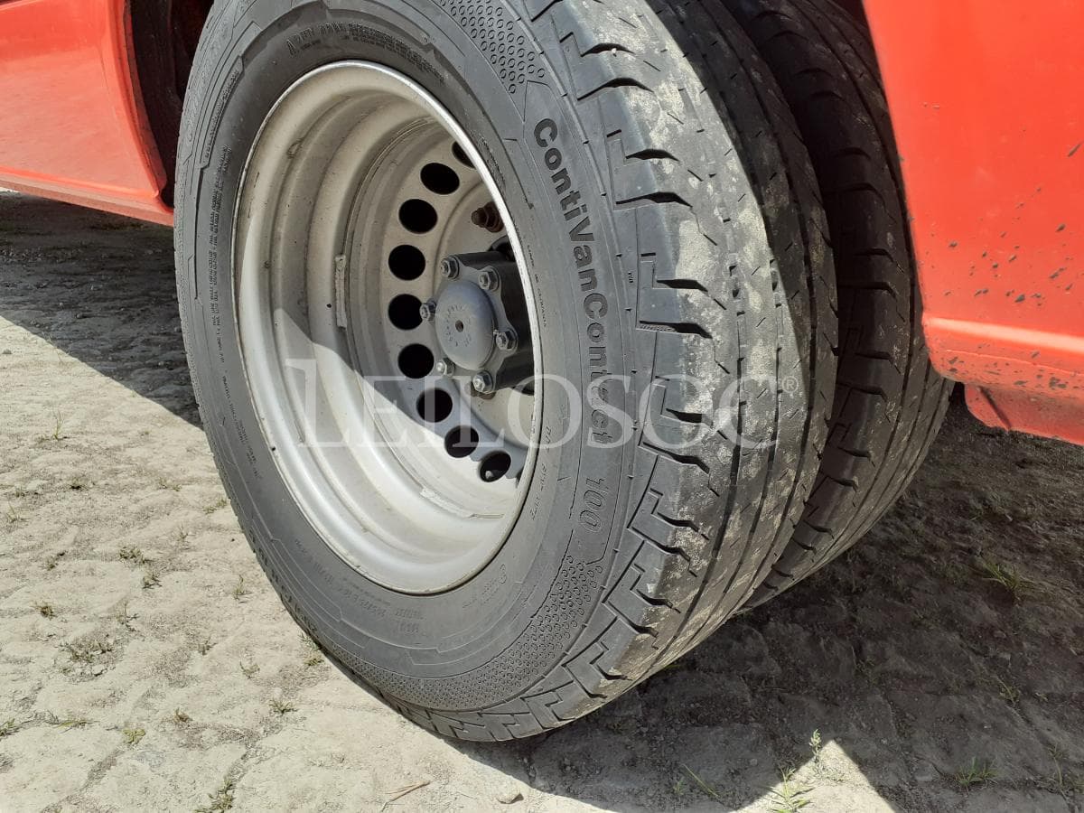 Volkswagen Crafter 2.0 TDI · Ano 2014 — image 22