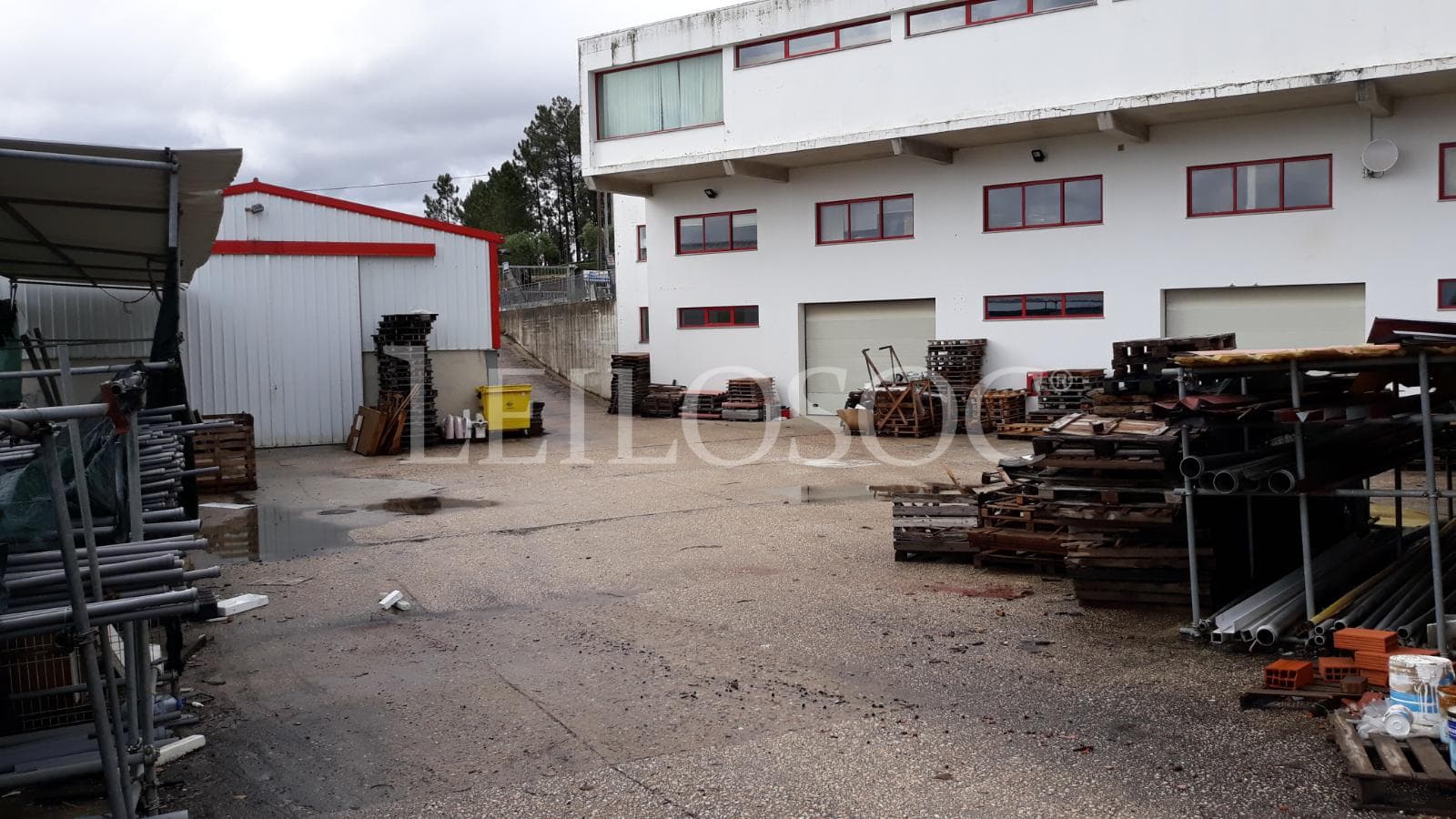 Armazém + Lote para Construção · Penacova - Coimbra — imagen 8