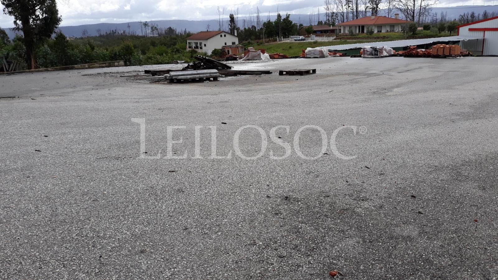 Armazém + Lote para Construção · Penacova - Coimbra — imagen 1