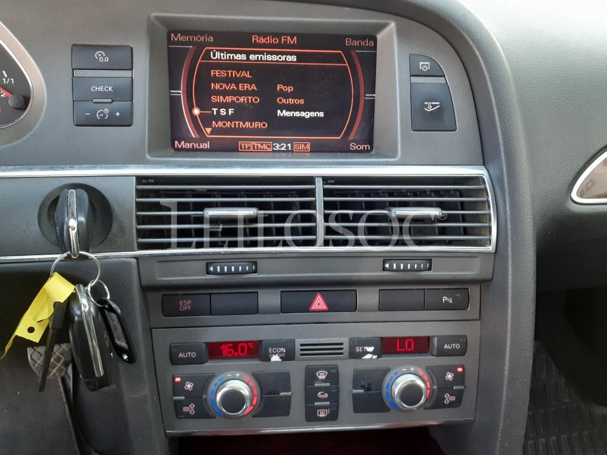 Audi A6 2.0 TDI · Ano 2005 — image 12