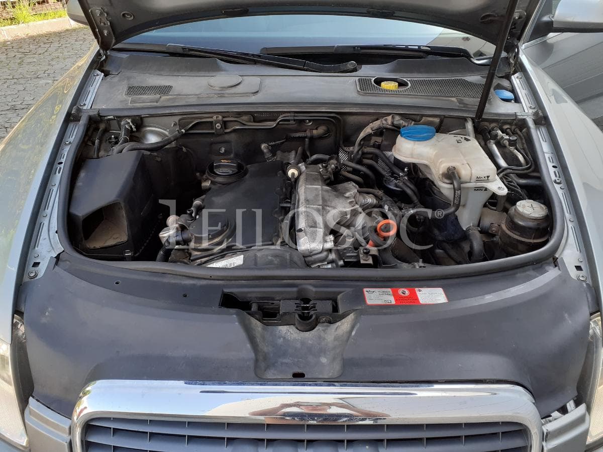 Audi A6 2.0 TDI · Ano 2005 — image 18