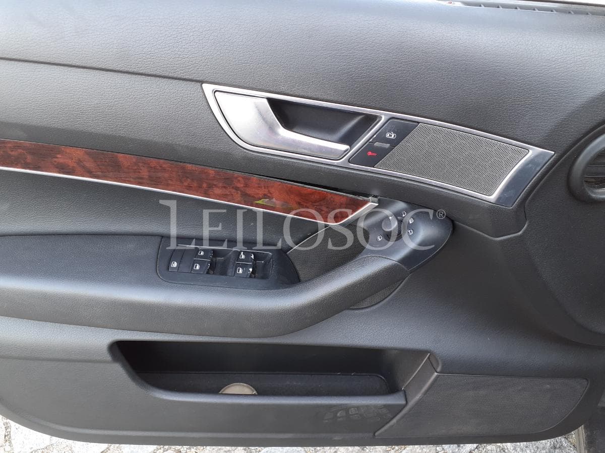 Audi A6 2.0 TDI · Ano 2005 — image 9