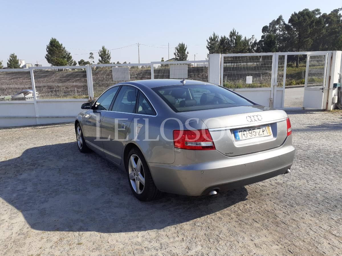 Audi A6 2.0 TDI · Ano 2005 — image 4