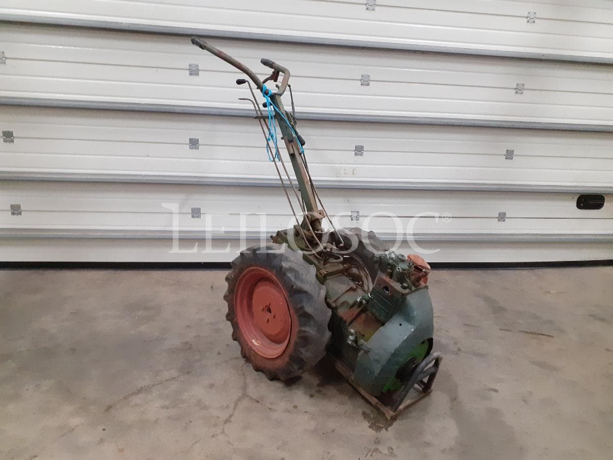 Motocultivador — imagem 1