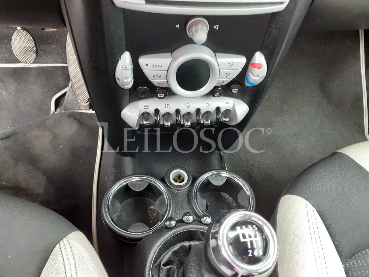 Mini Cooper D · Ano 2009 — imagem 12
