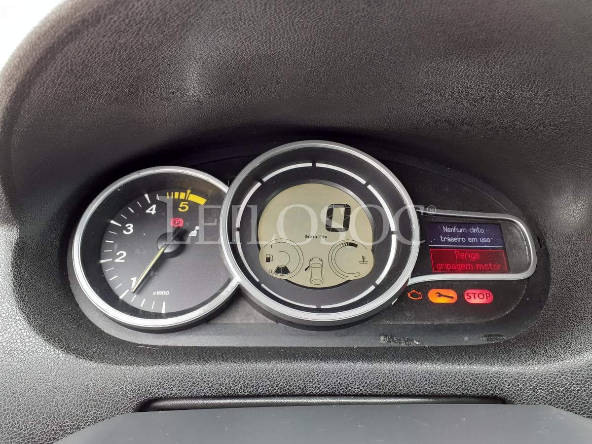 Renault Mégane 1.5 DCI · Ano 2010 — imagem 12