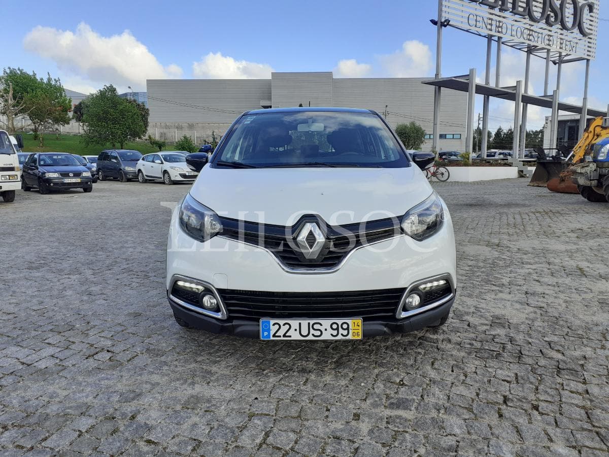 Renault Captur 1.5 DCI · Ano 2014 — image 2
