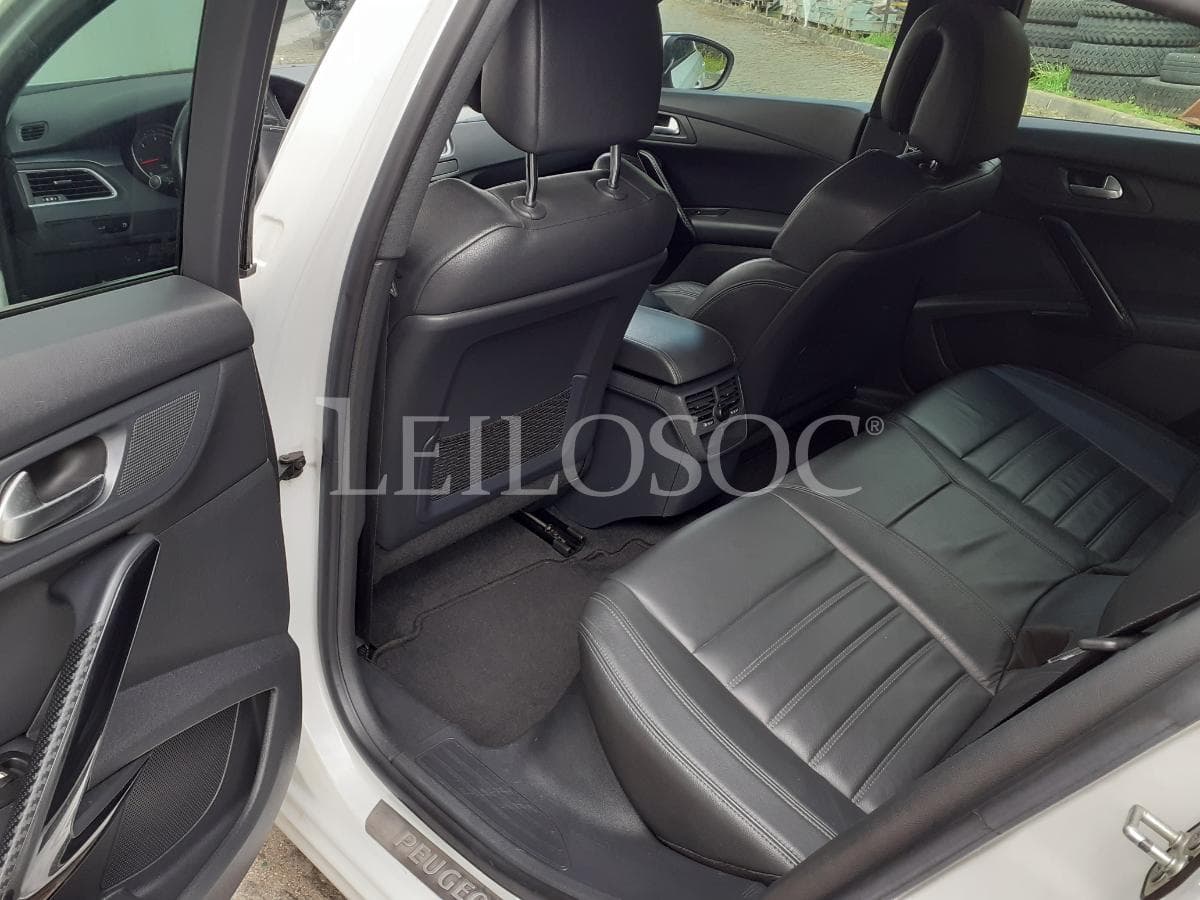 Peugeot 508 1.6 HDI · Ano 2011 — imagem 18