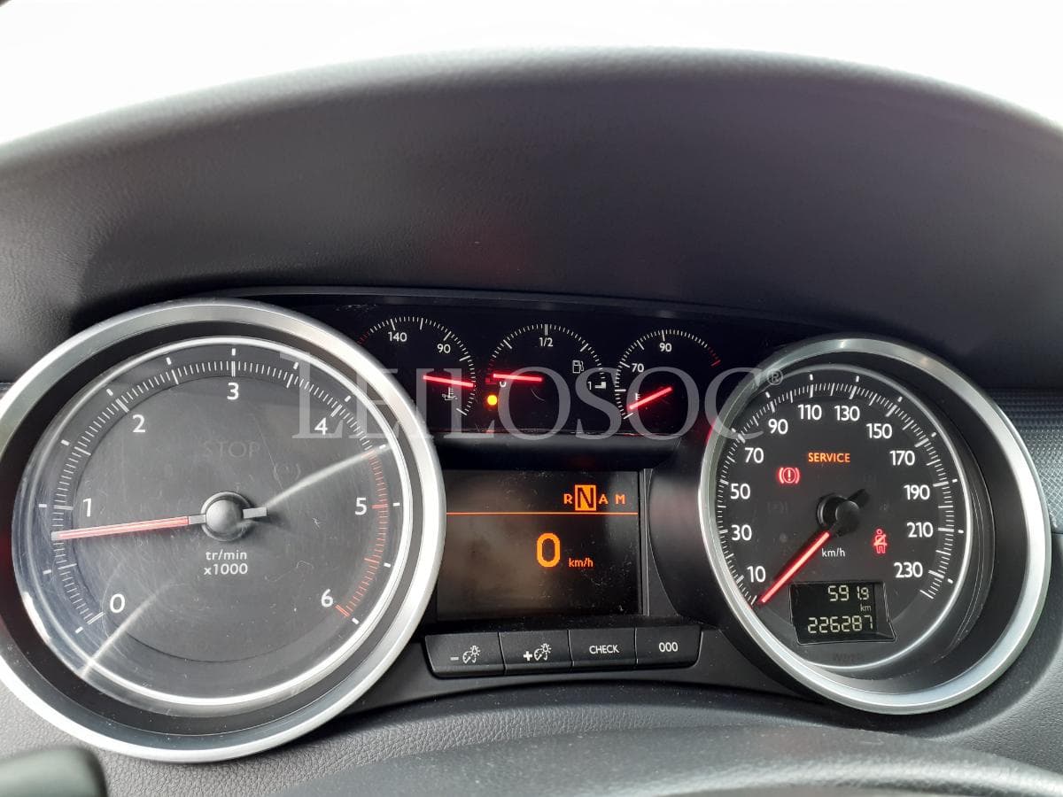 Peugeot 508 1.6 HDI · Ano 2011 — imagem 13