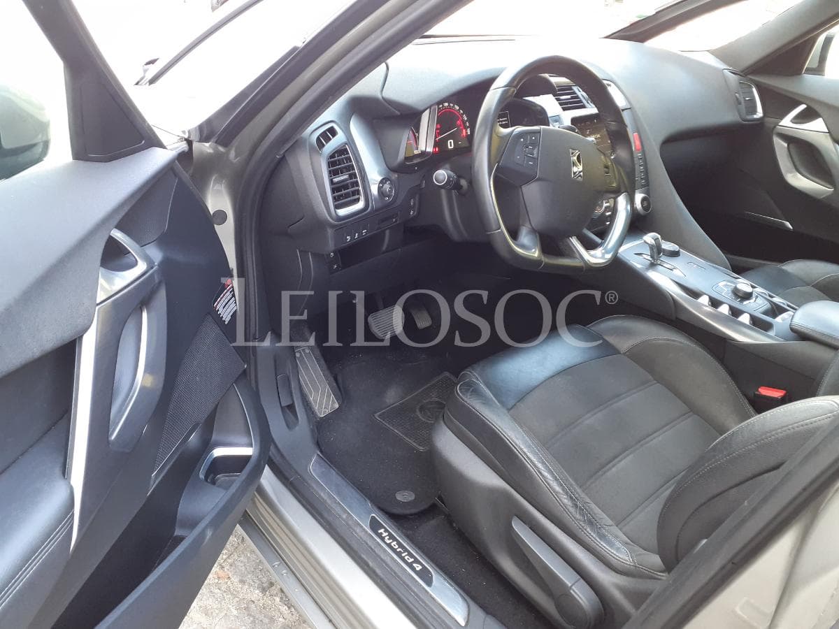 Citroën DS5 Híbrido · Ano 2013 — image 6