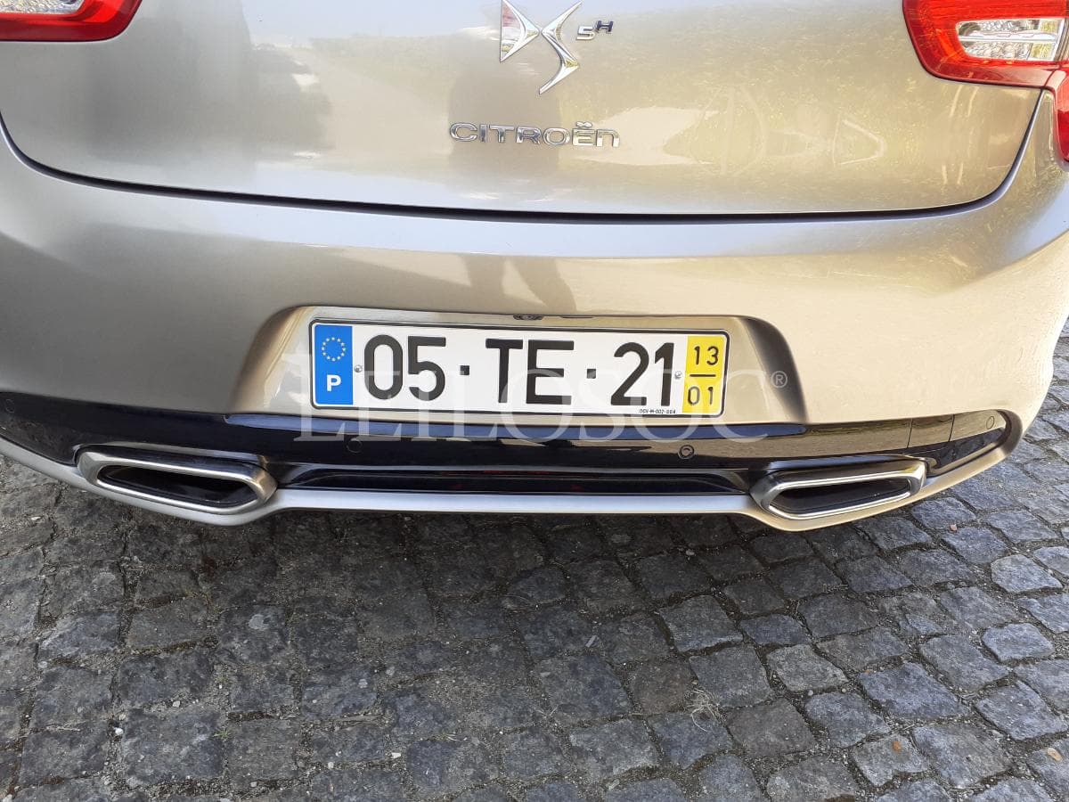 Citroën DS5 Híbrido · Ano 2013 — image 20
