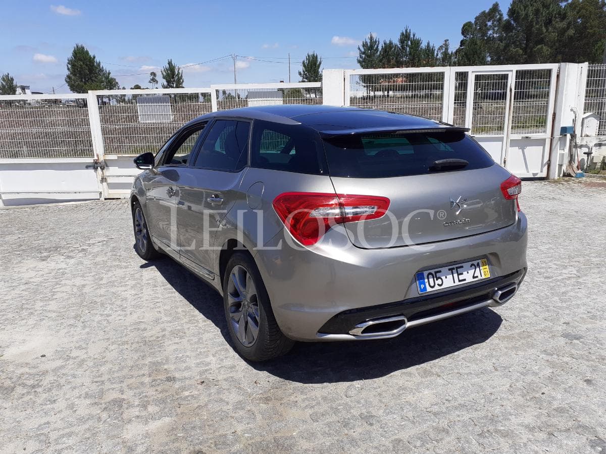 Citroën DS5 Híbrido · Ano 2013 — image 21