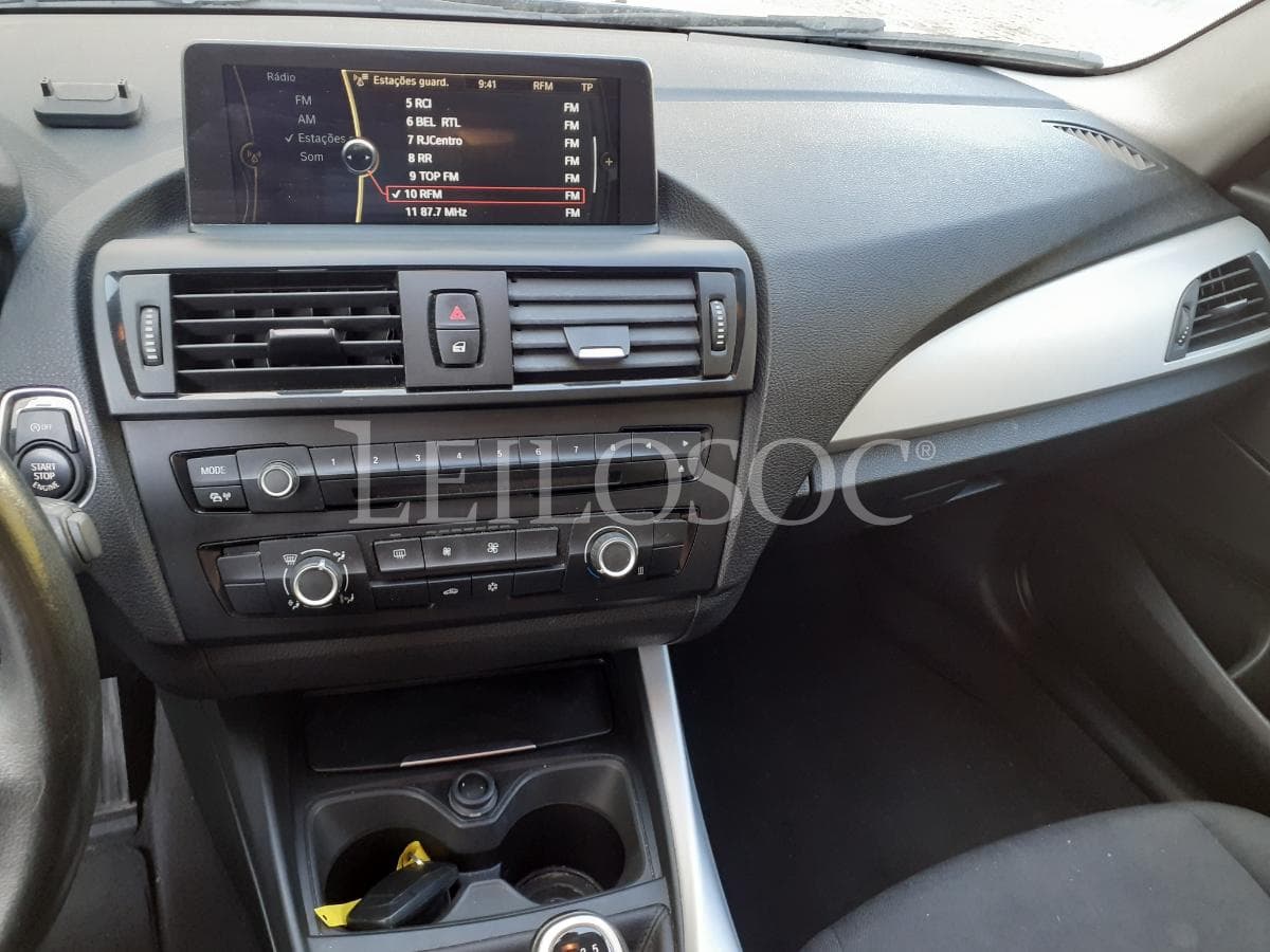 BMW 116 D · Ano 2012 — image 13