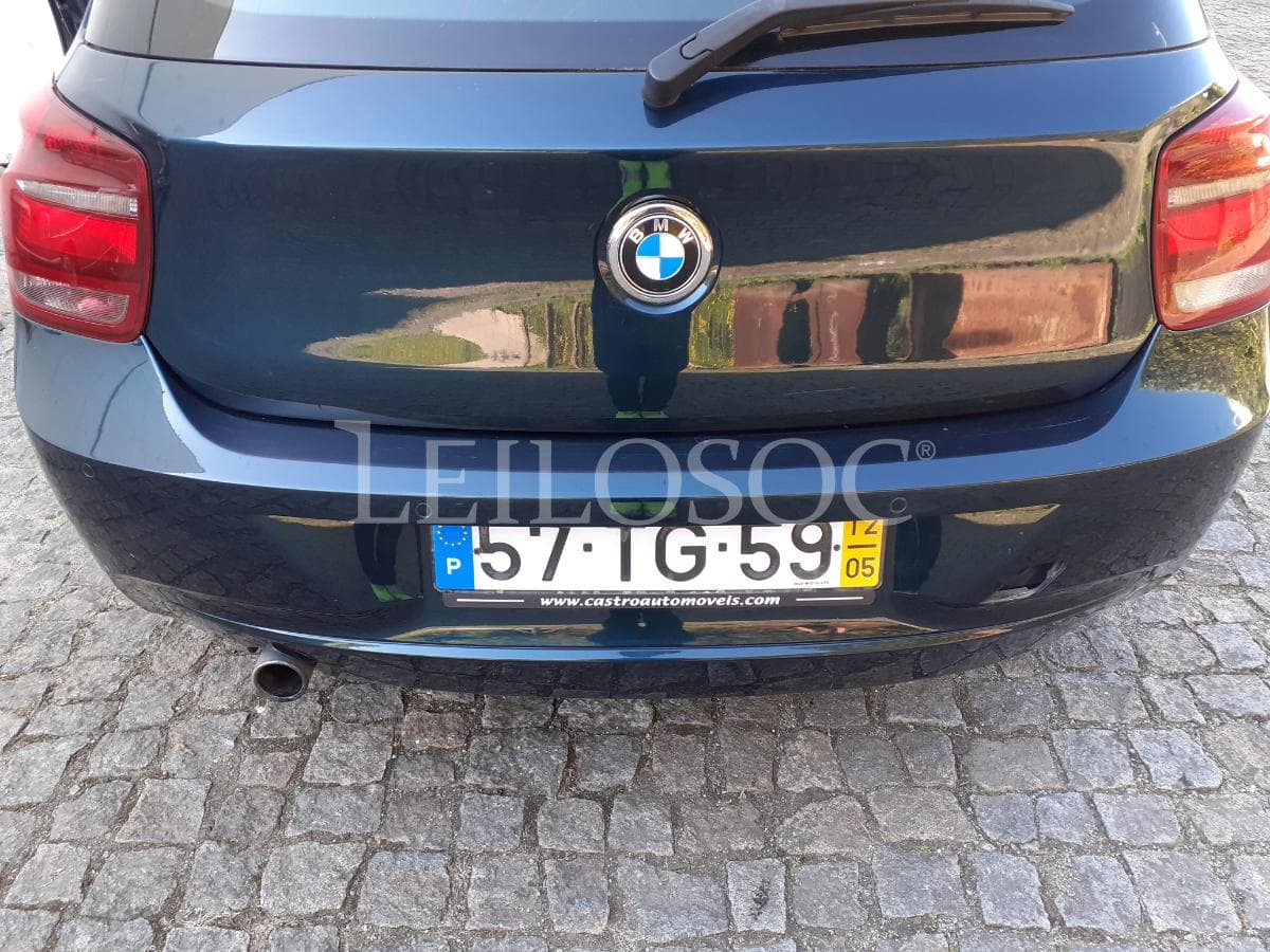 BMW 116 D · Ano 2012 — image 19