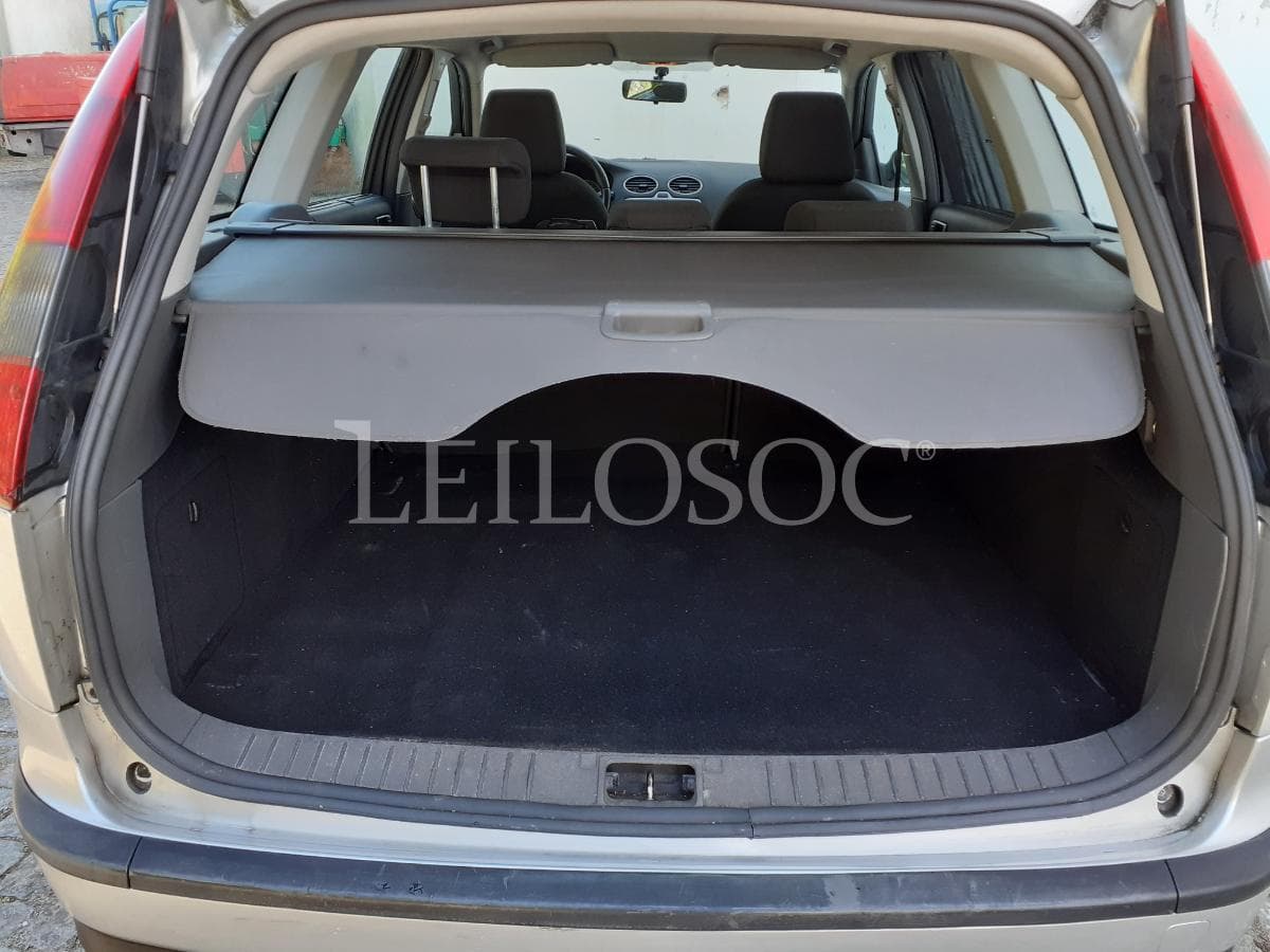 Ford Focus 1.6 TDCI · Ano 2006 — imagem 8