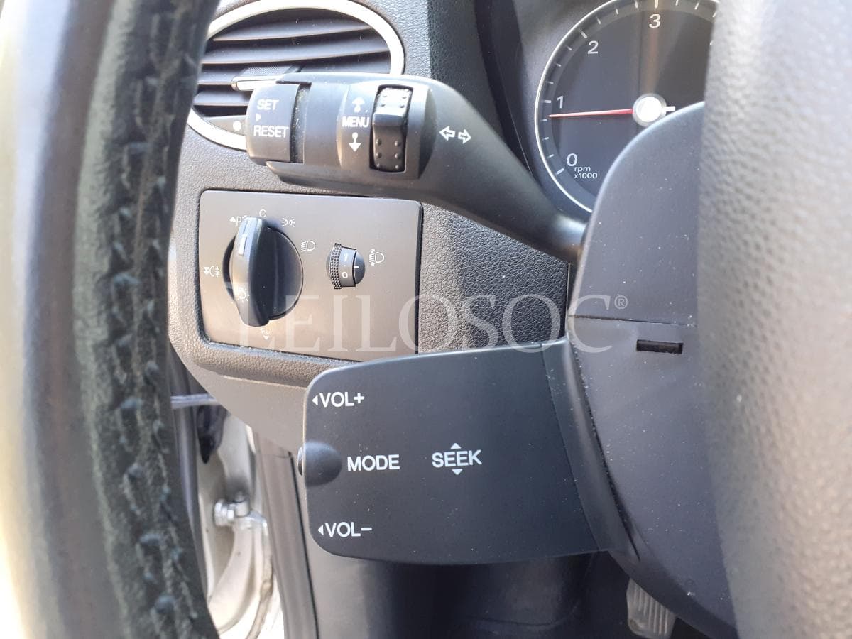 Ford Focus 1.6 TDCI · Ano 2006 — imagem 14
