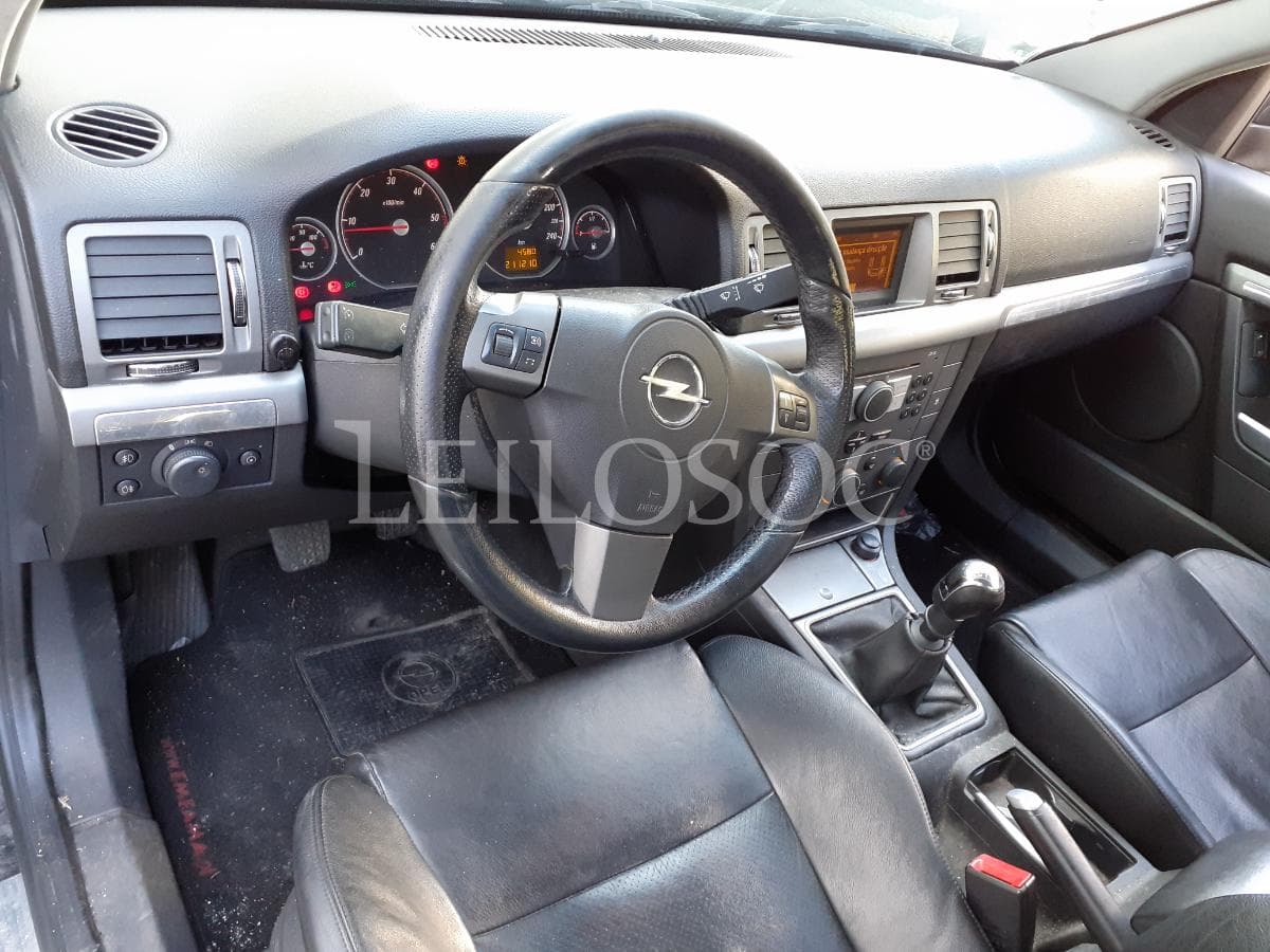 Opel Vectra C 1.9 CDTI · Ano 2006 — imagem 15